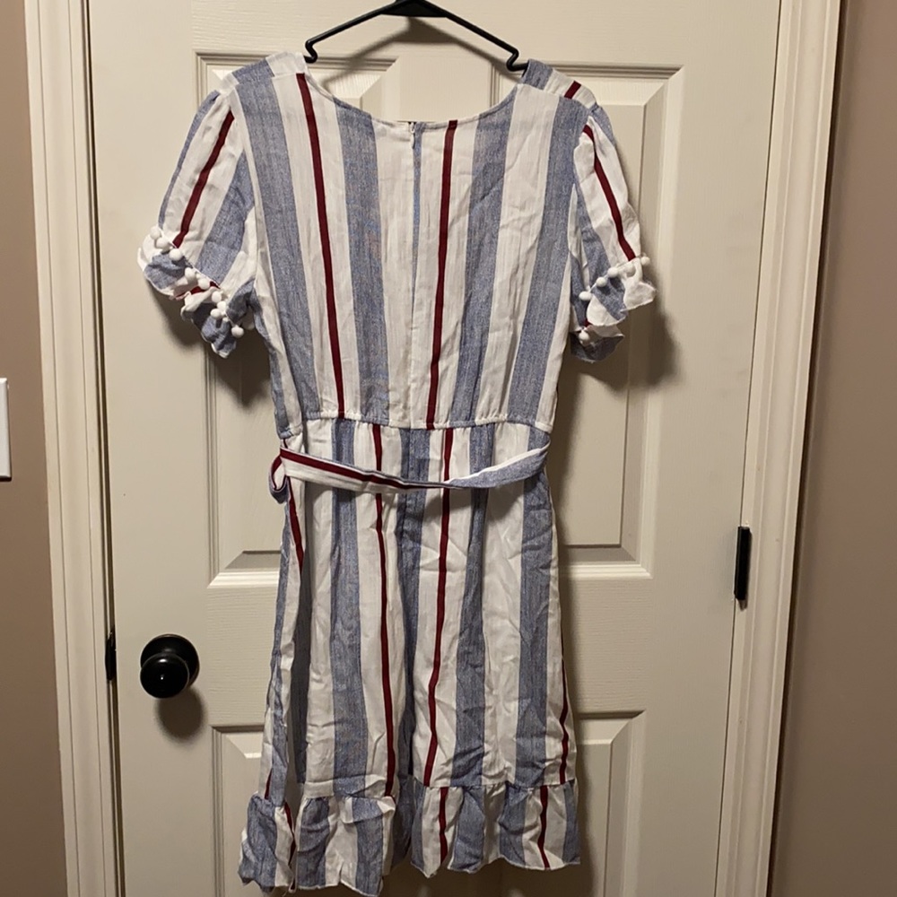 Romper - Picture 2 of 2